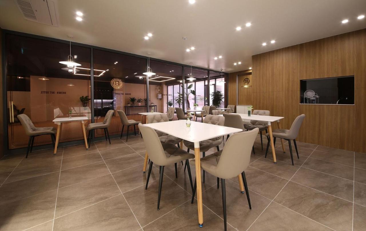 Gwangju Metropolitan City Brown Dot Hotel Sinan מראה חיצוני תמונה