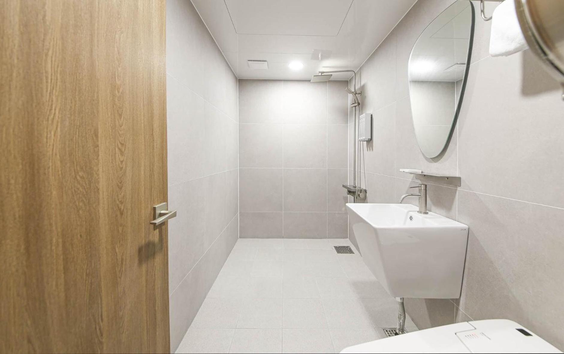 Gwangju Metropolitan City Brown Dot Hotel Sinan מראה חיצוני תמונה